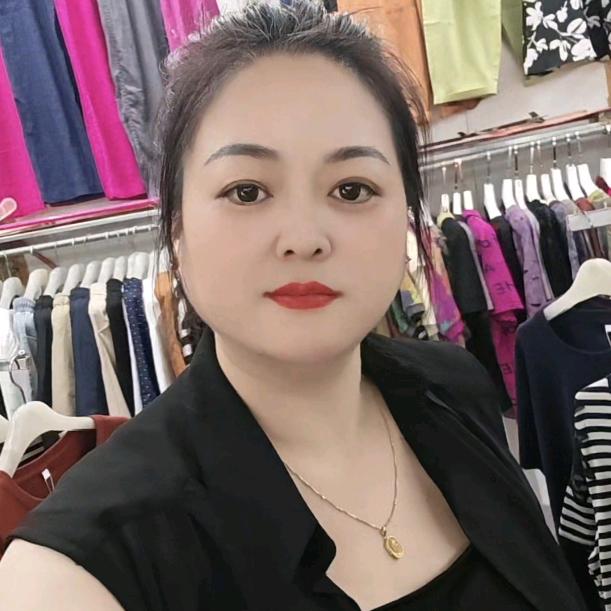 A吸引力精品服装