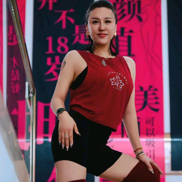 亿迦瑜伽流动课堂