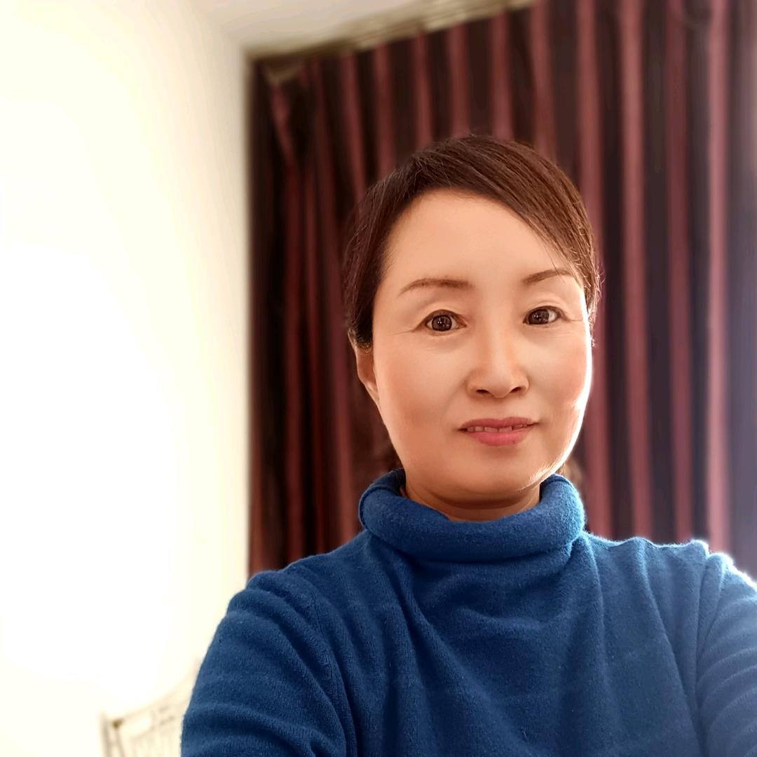 红妮儿🎤（早6点10分开播）