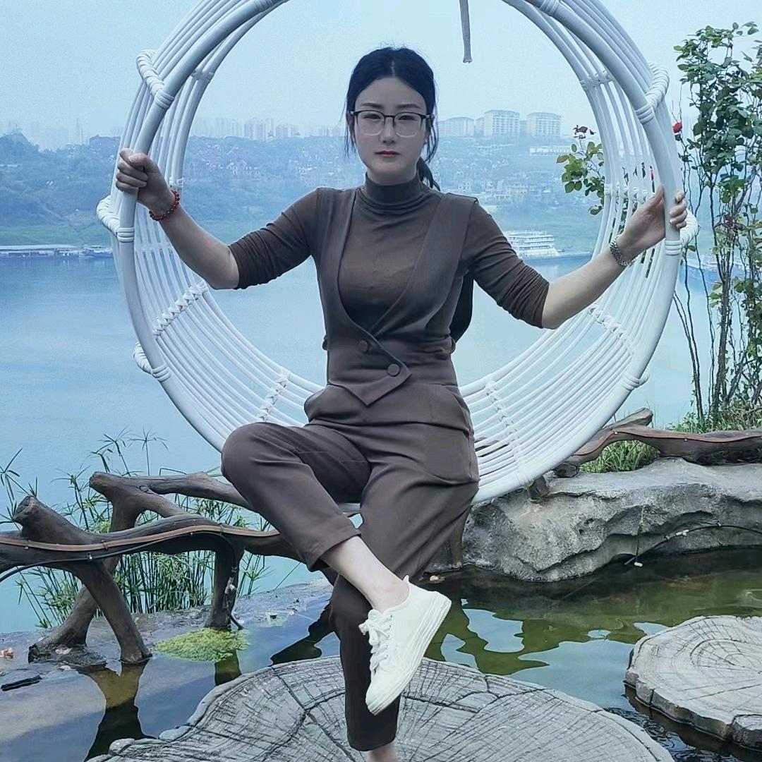 У0u伲佷啈湢