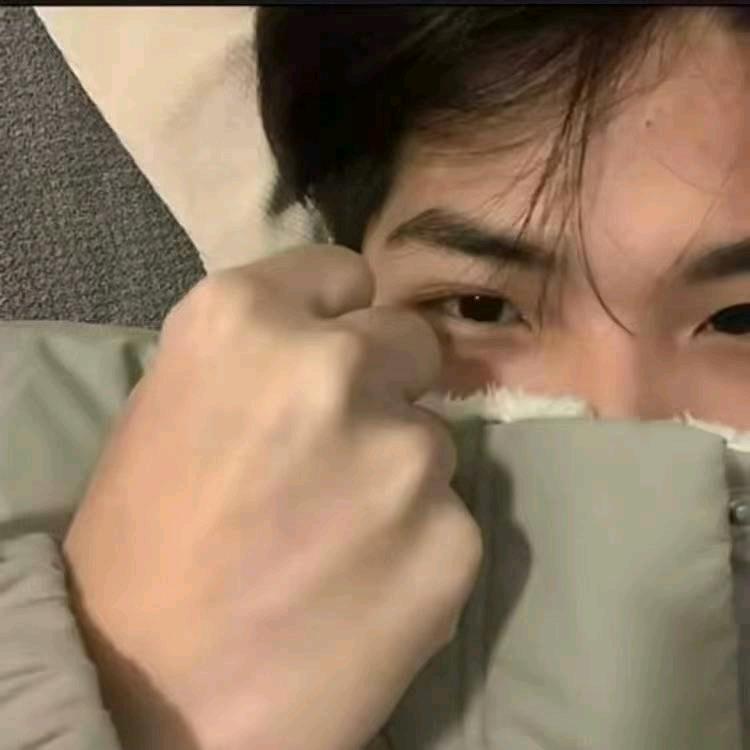 被爱情冲昏了头