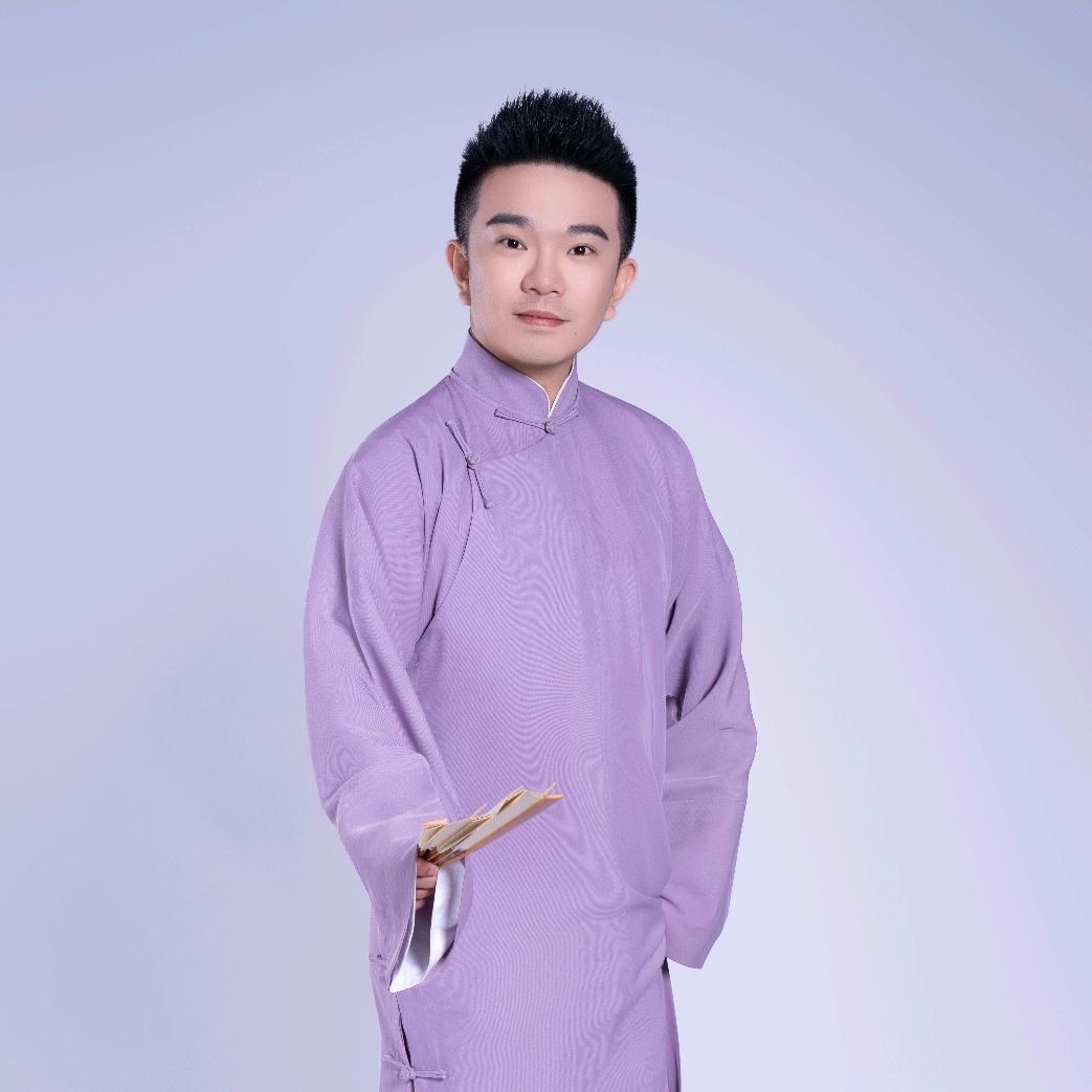 李春艺