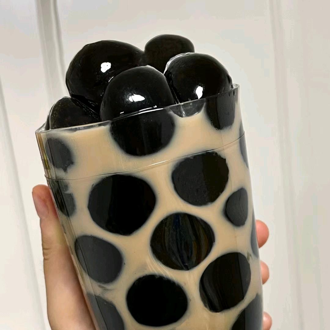 奶茶味的小布丁
