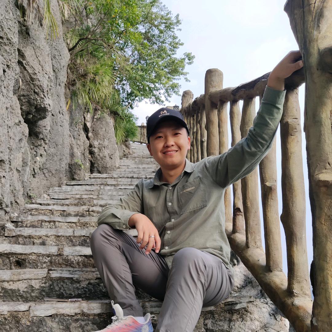 蓝少爱出行（比亚迪秦DMi）