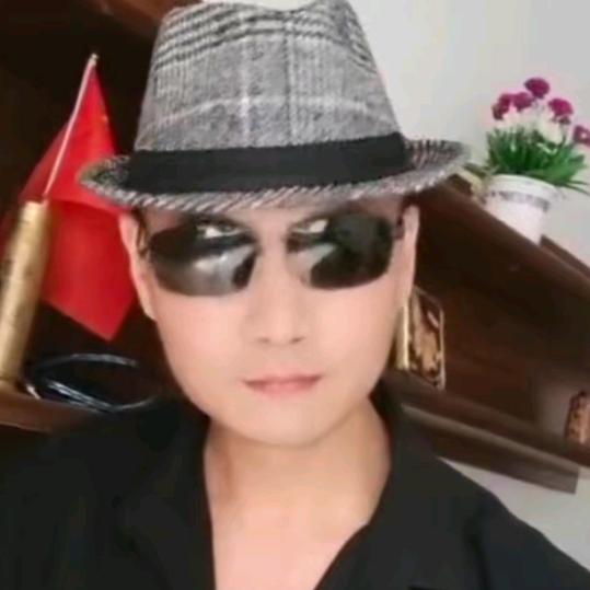 @雷少
