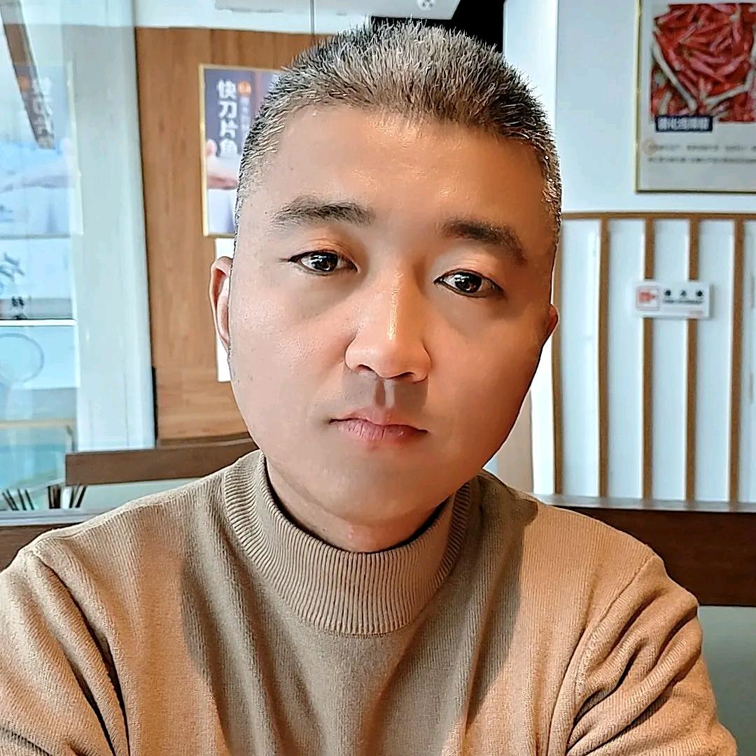 阿伟白了头（生活号）