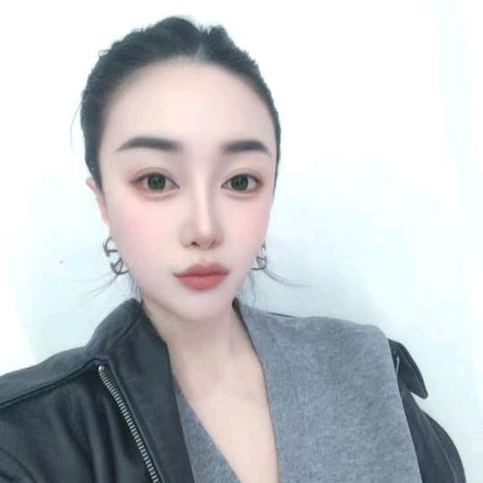 黄美的