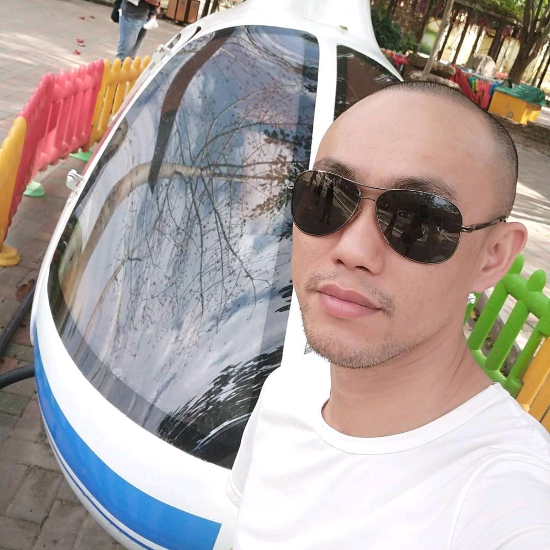 在汕尾安装门窗的石总