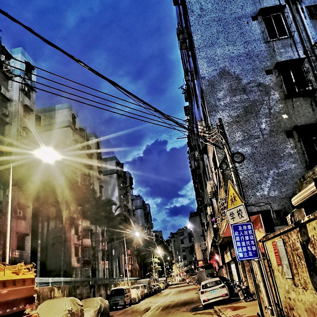 许许还是睡不着