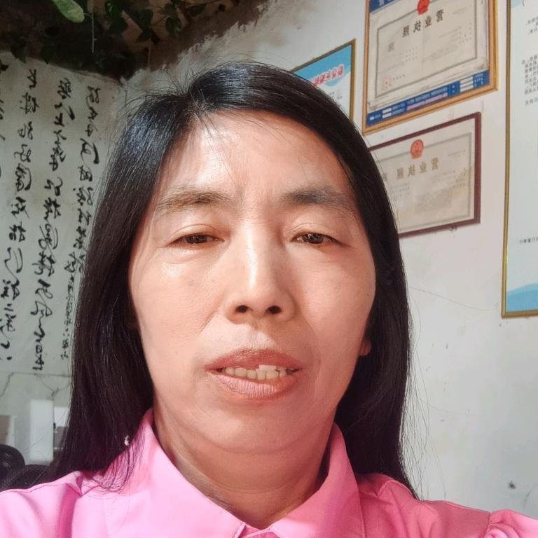带刺的玫瑰