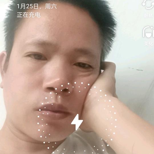 五音不全爱唱歌的傻冒