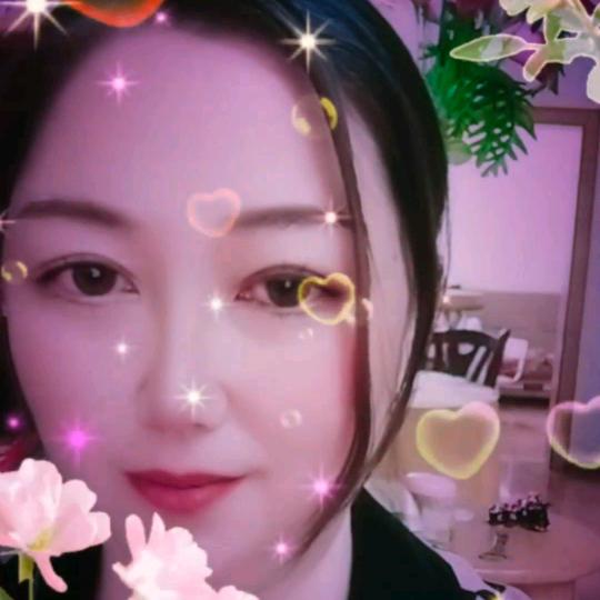 彩虹甜心💗”。