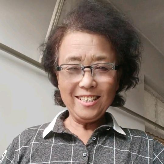 贺姐，早上6.10开播