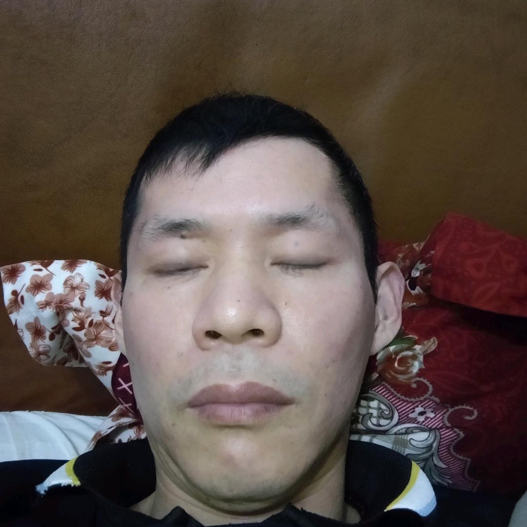 农村小伙