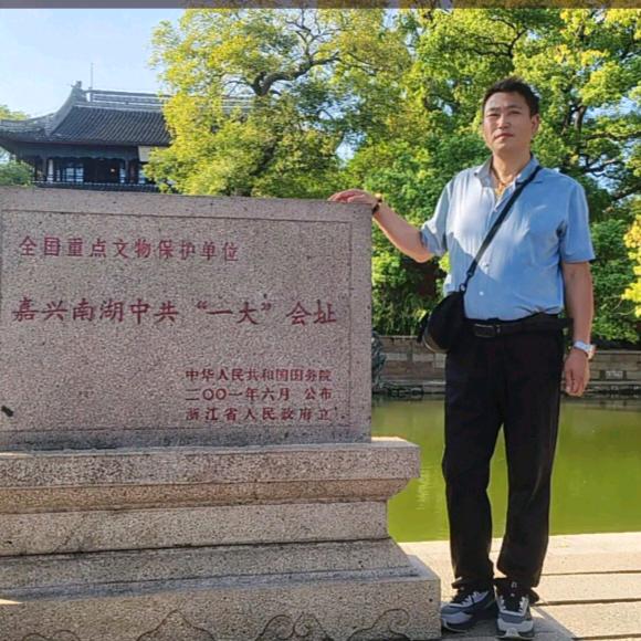 冯勇，菱湖漆，门窗，五金