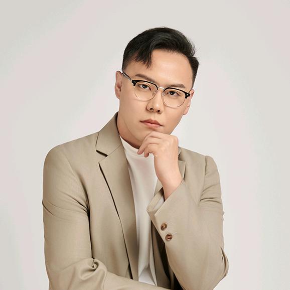 锐意升学伟霆老师(中外港澳)