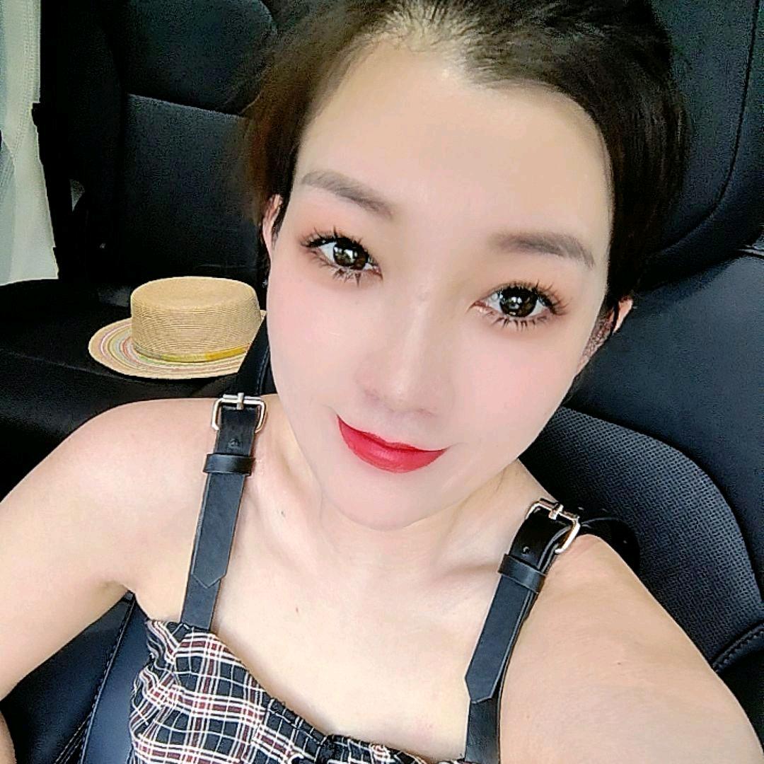 中国城东门品味前线鞋店（老地方洗浴南侧）