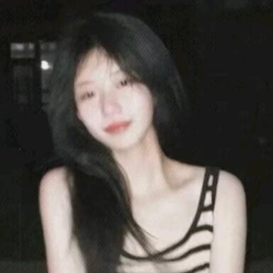 尢稀.