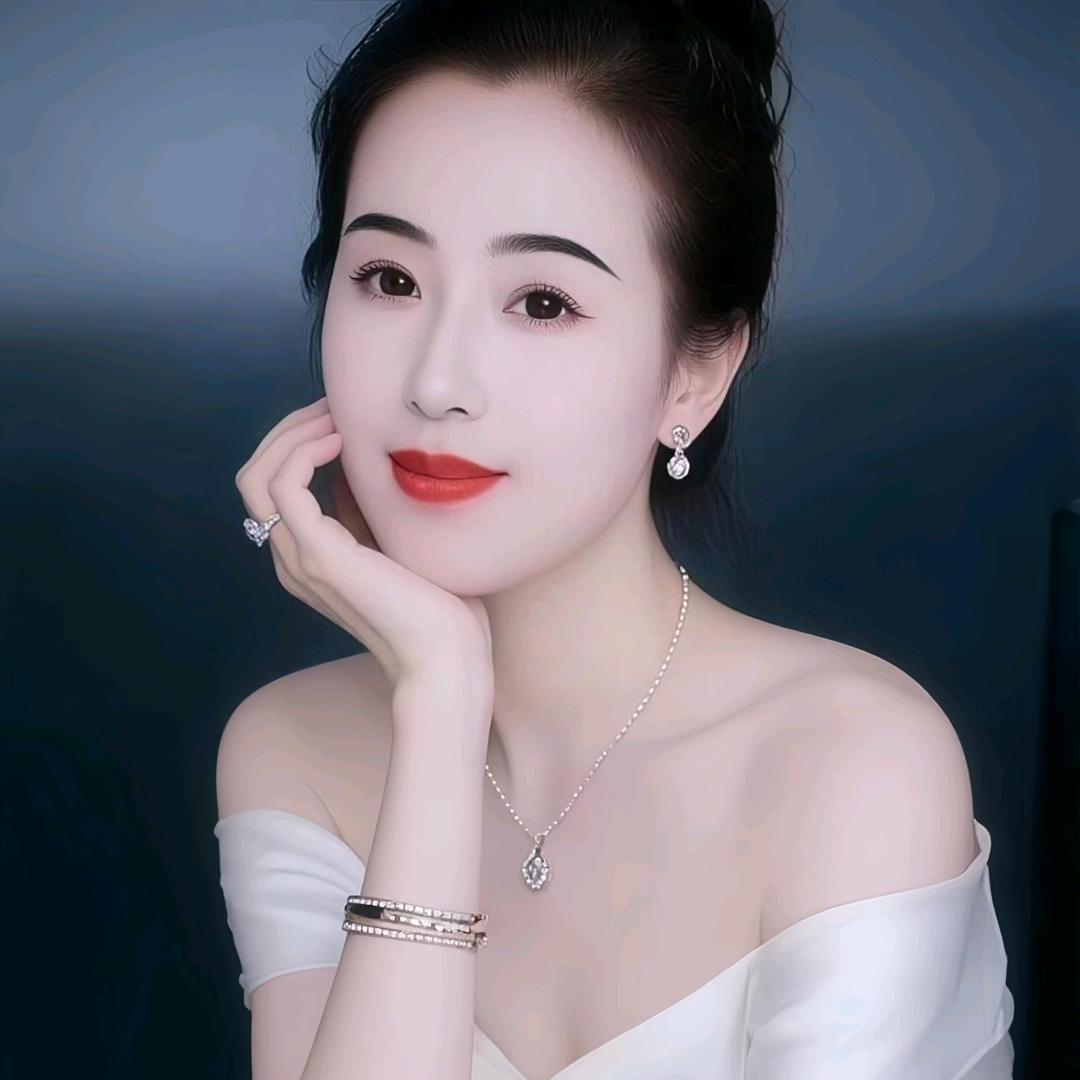 ༻҉ꦼ雷姐ꦼ҉࿐