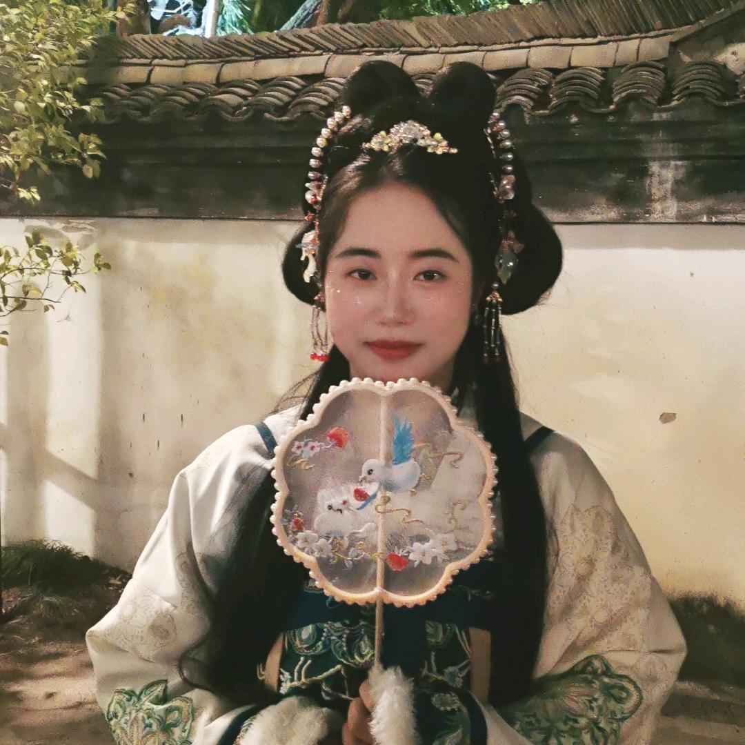 安利胡嘉程
