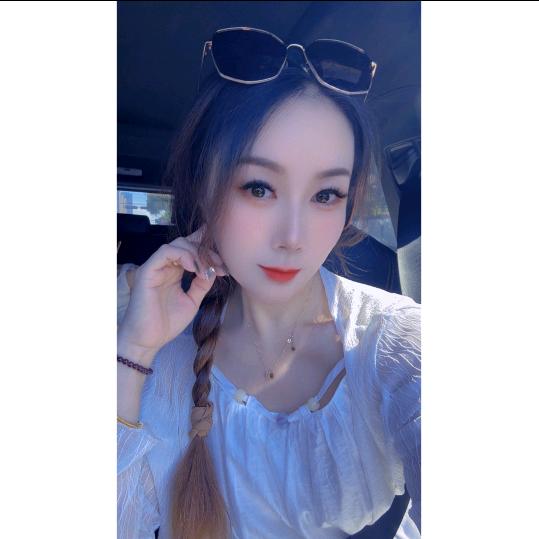 A.🎀 Zhᰔᩚang尐姐