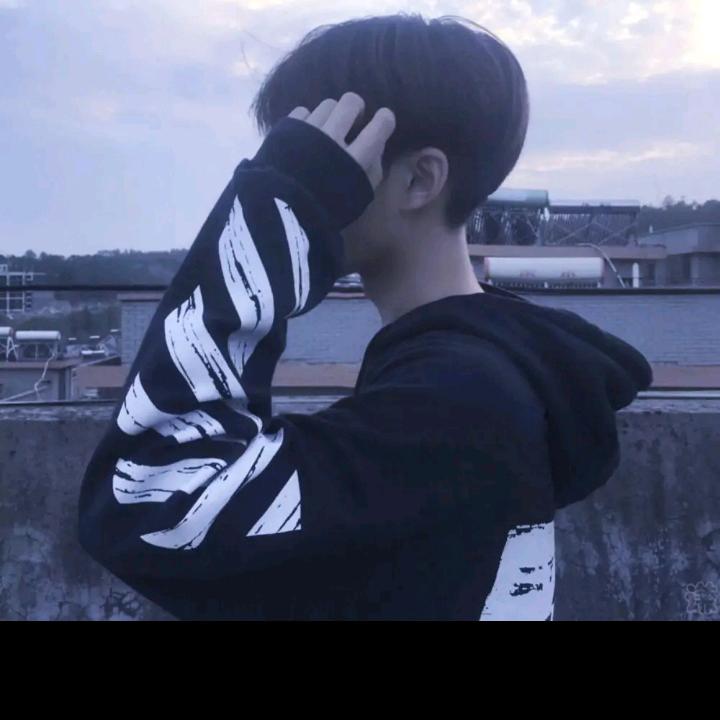 冷漠总裁的谢先生头像