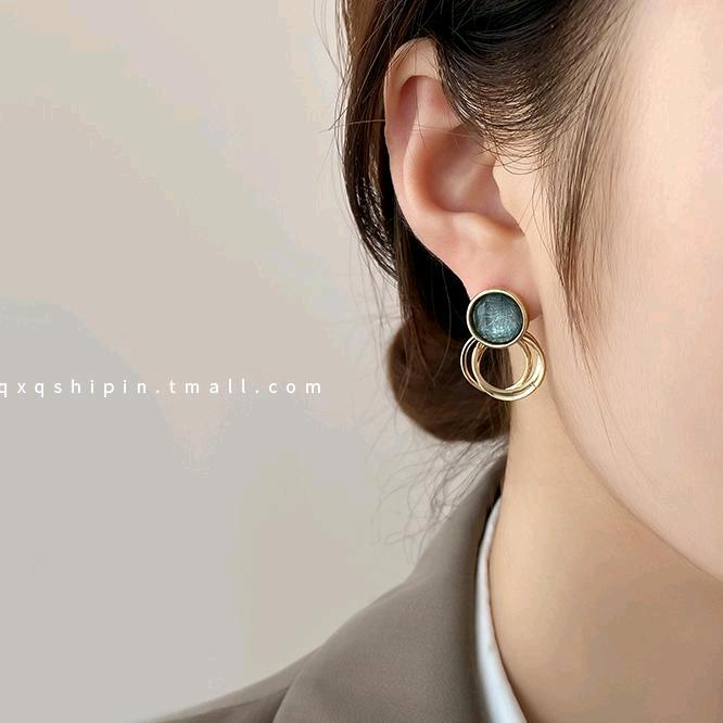 傻傻ε=(´ο｀*)))爱着你