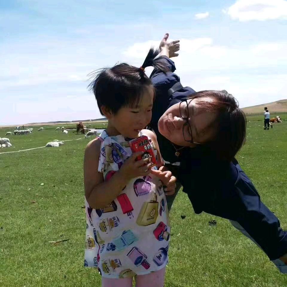 张虹