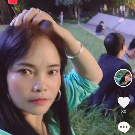 人怕无情，心怕伤