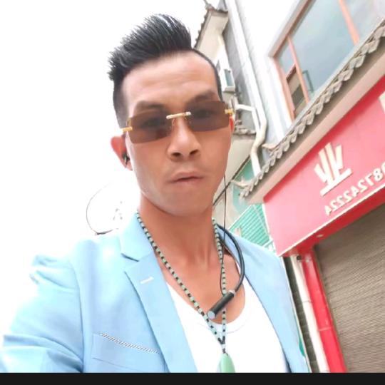 拍抖音雪山哥没错