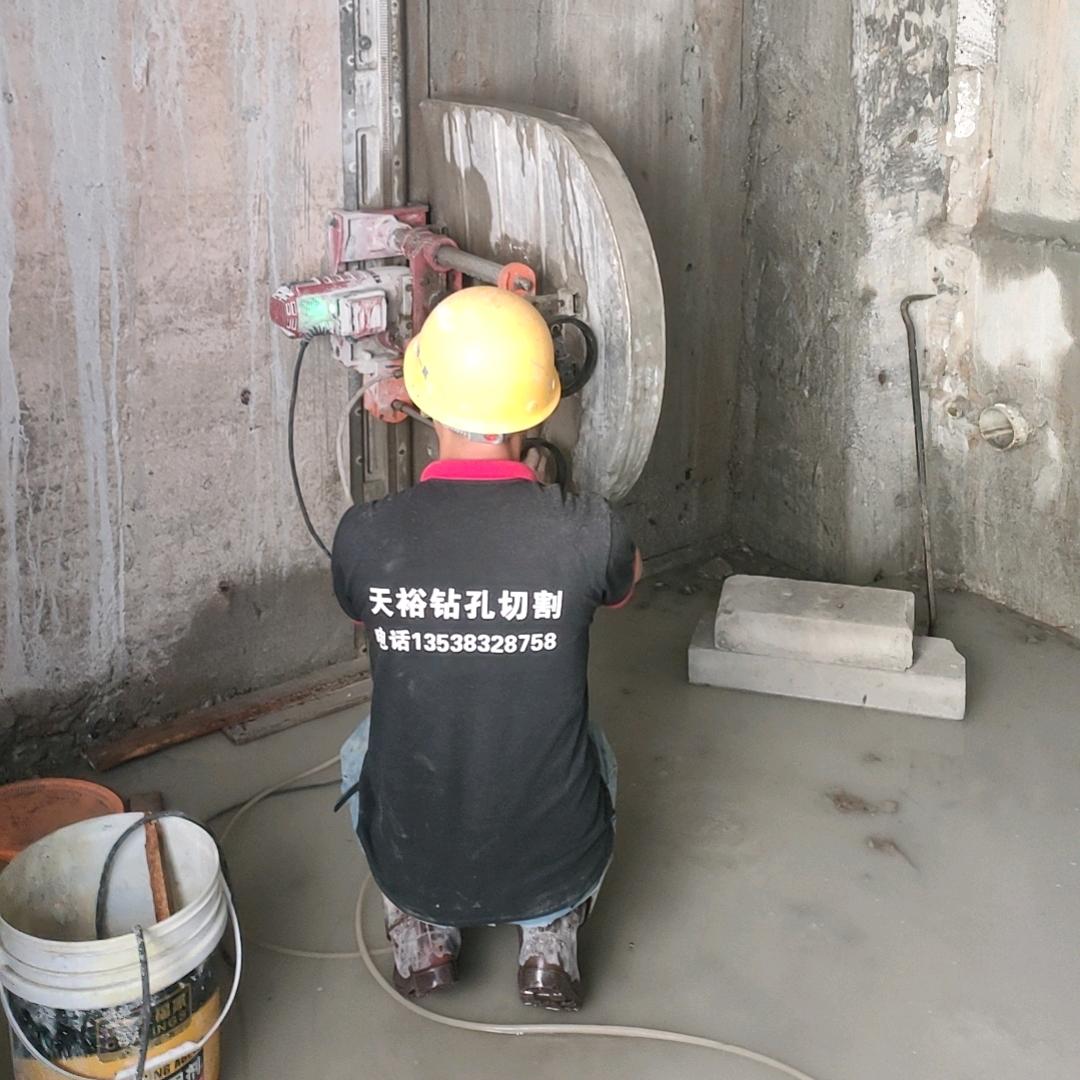 东莞专业切割，钻孔