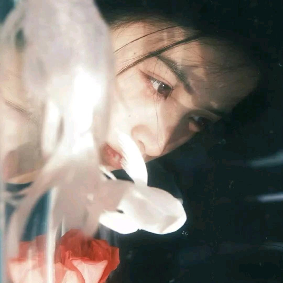 小渔.