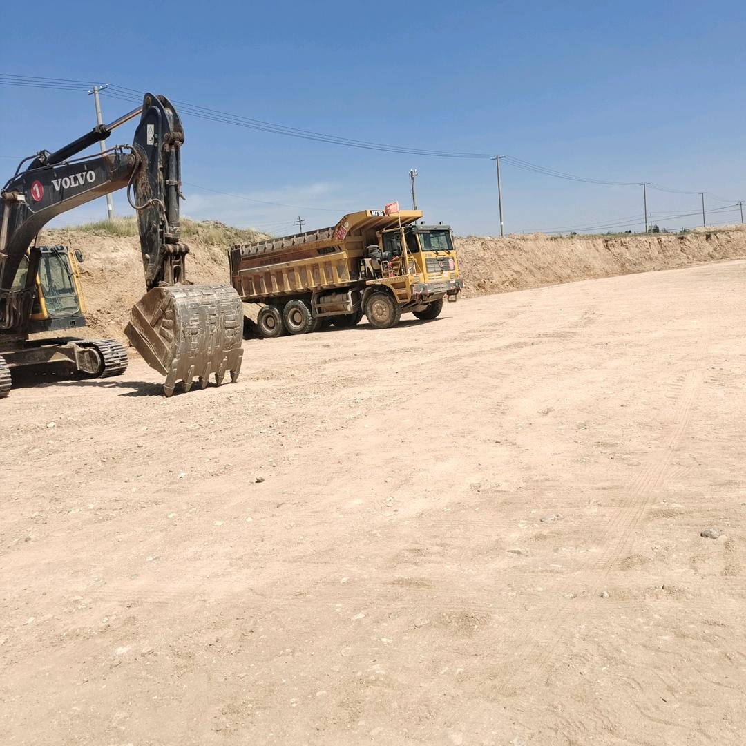鄂尔多斯露天煤矿（冯队）