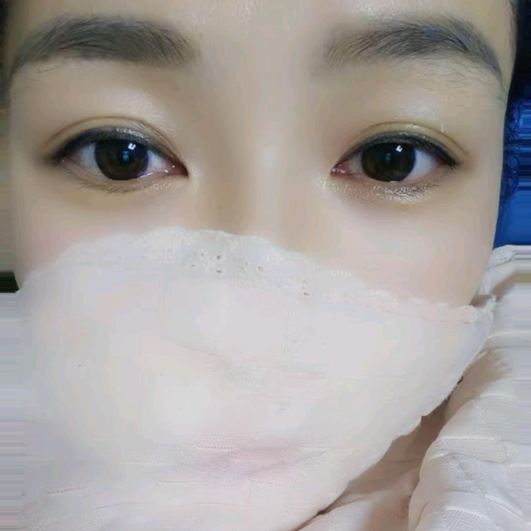 气宇(ง •̀_•́)ง萱昂