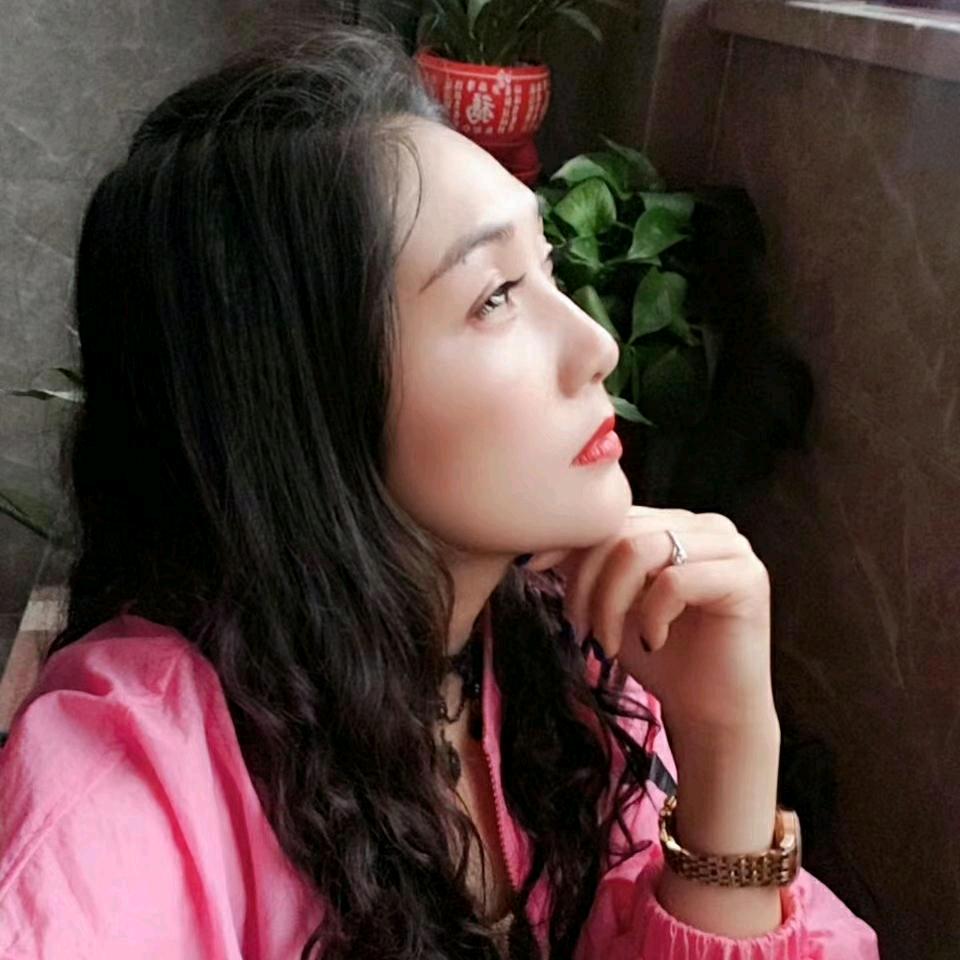 张姐小号艺英服饰