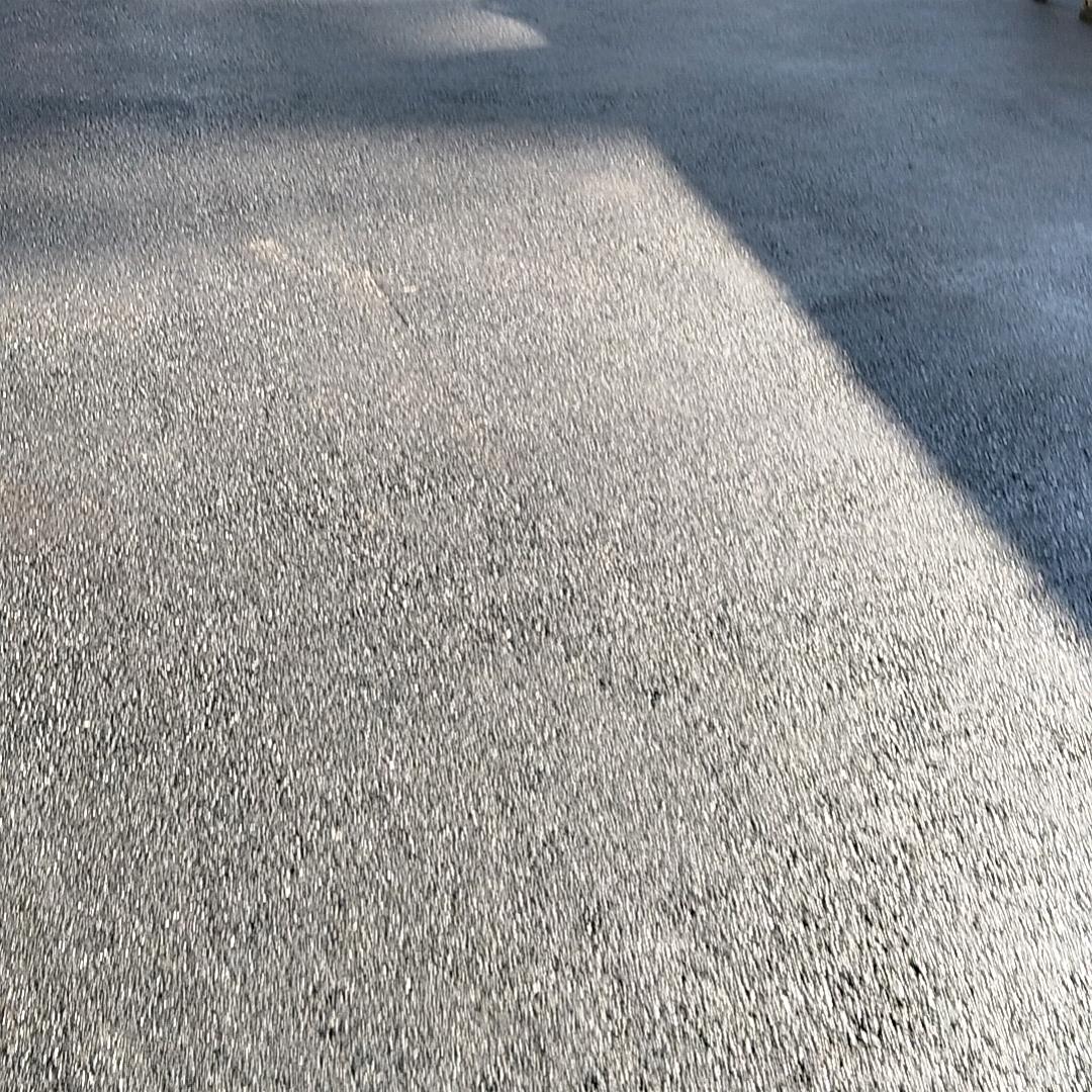 安平沥青摊铺工厂,车间,农家院,学校。小