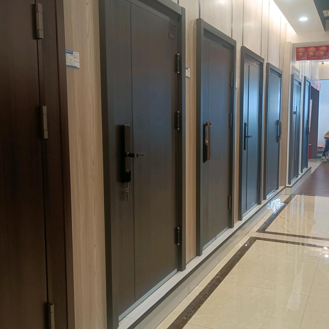 成都帝菲尼防盗门运营中心