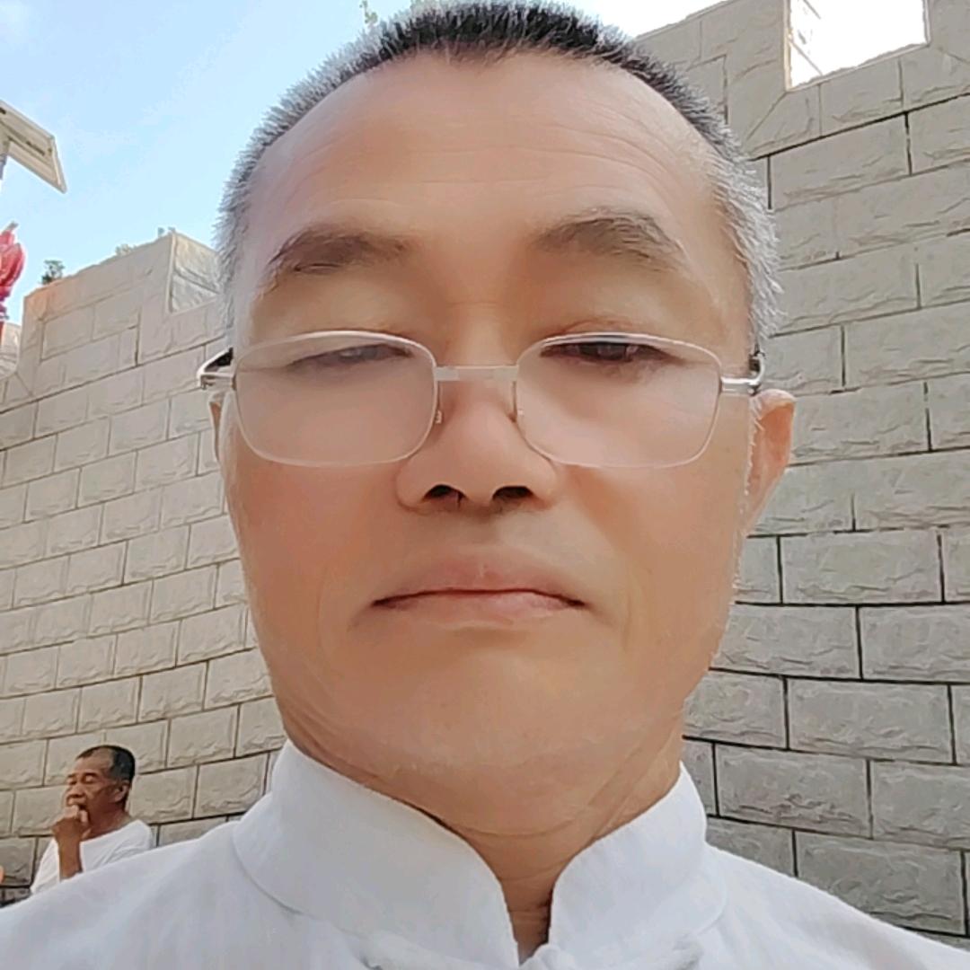 老卢
