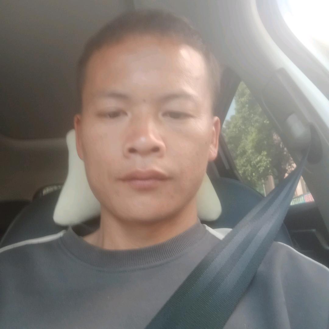 一帆风顺，小何