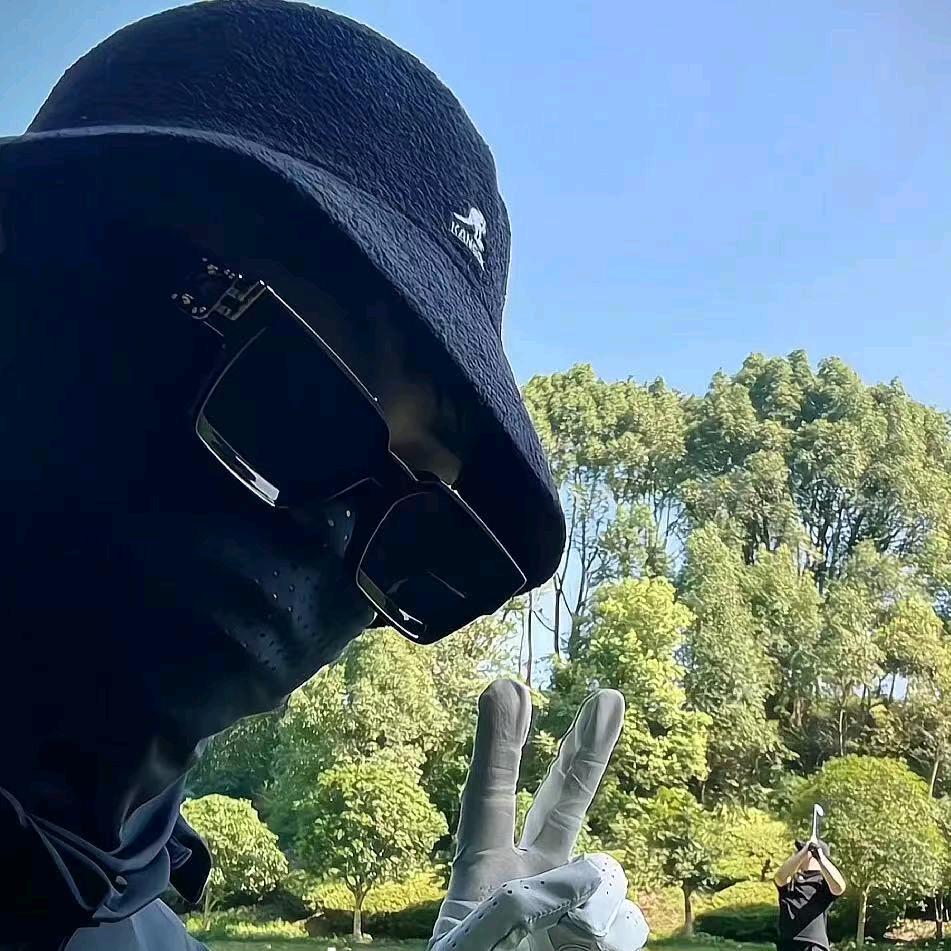 偷俩土豆炒白菜