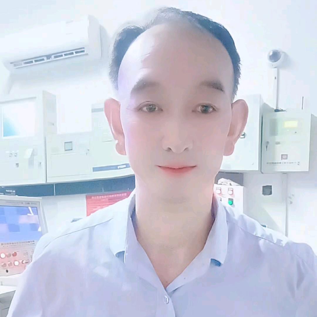 好哥哥。晚上8:20开播。
