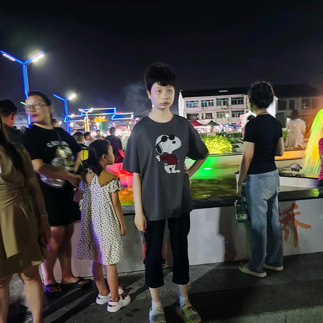 沧桑世界