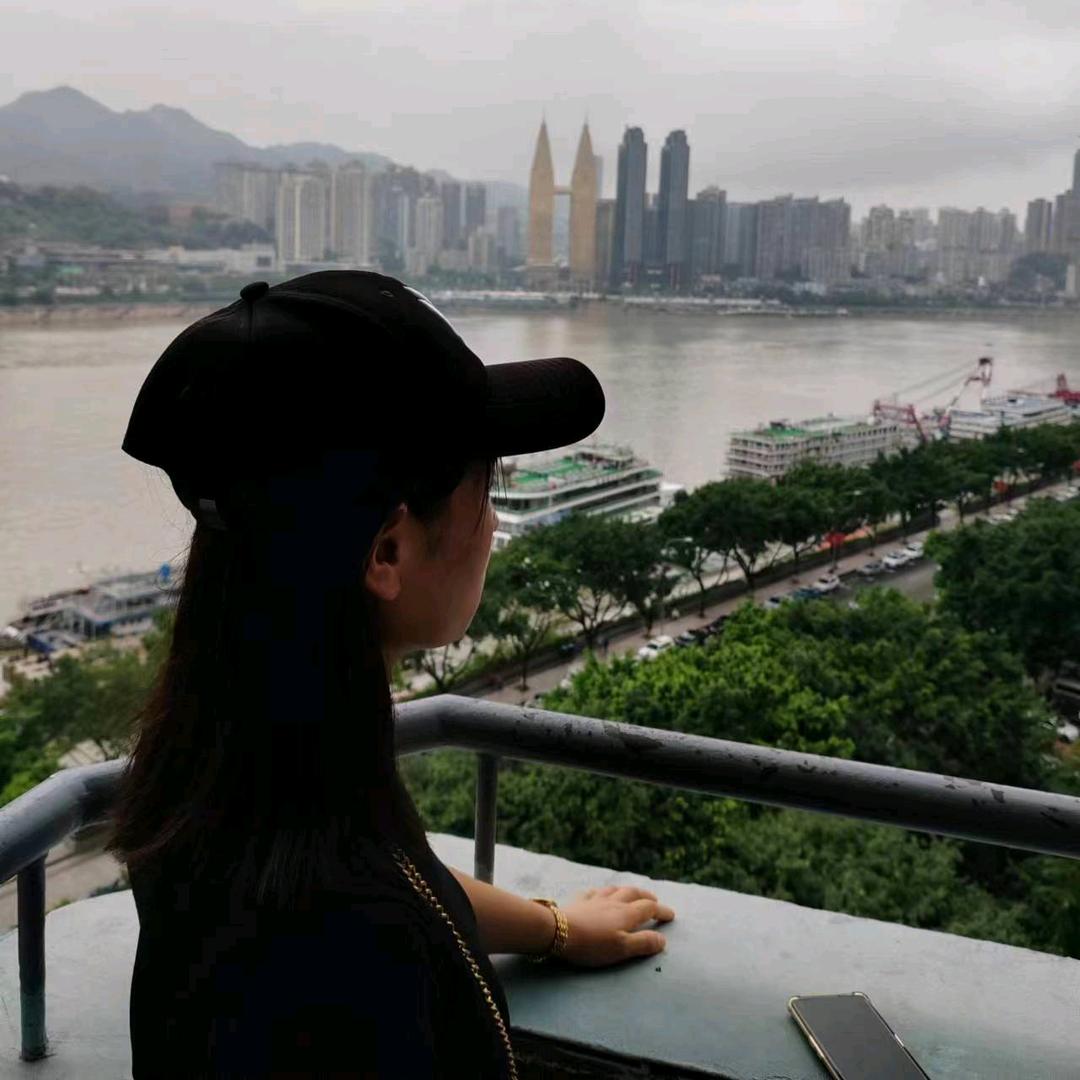 得意( ͡° ͜ʖ ͡°)✧杨杨