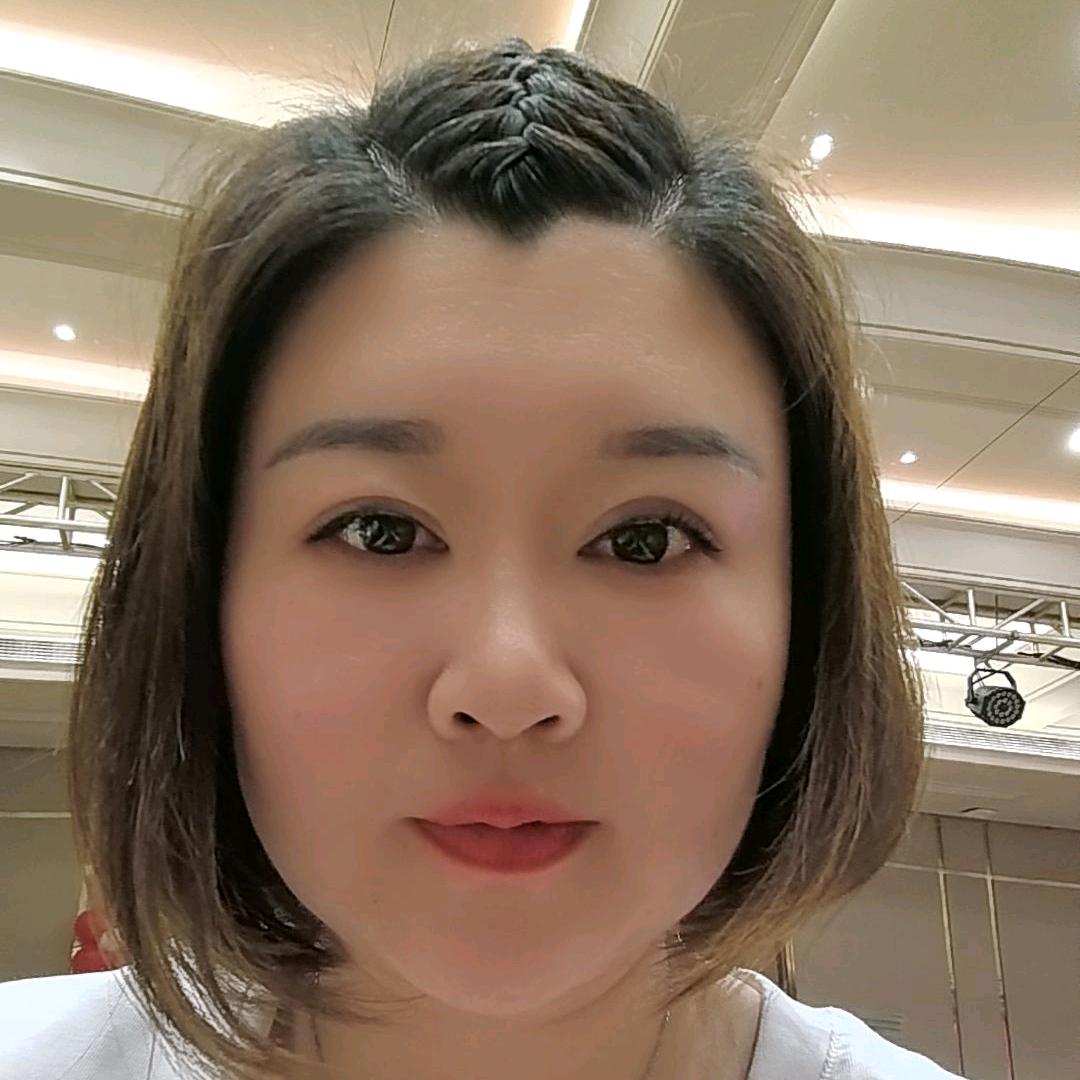 静静-荆州中国珠宝