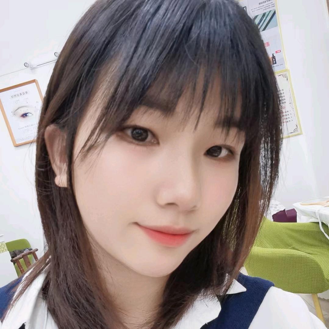 黄大敏吖