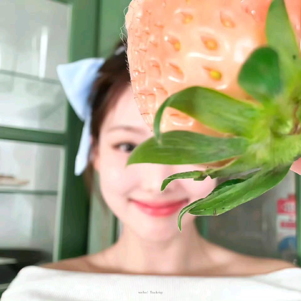 ¥