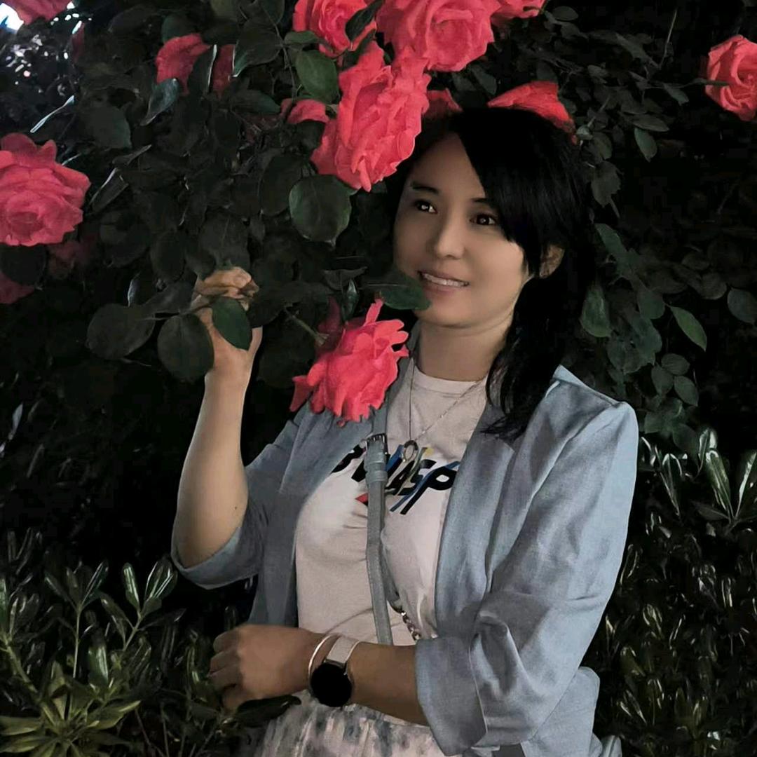 黑珍珠丽丽