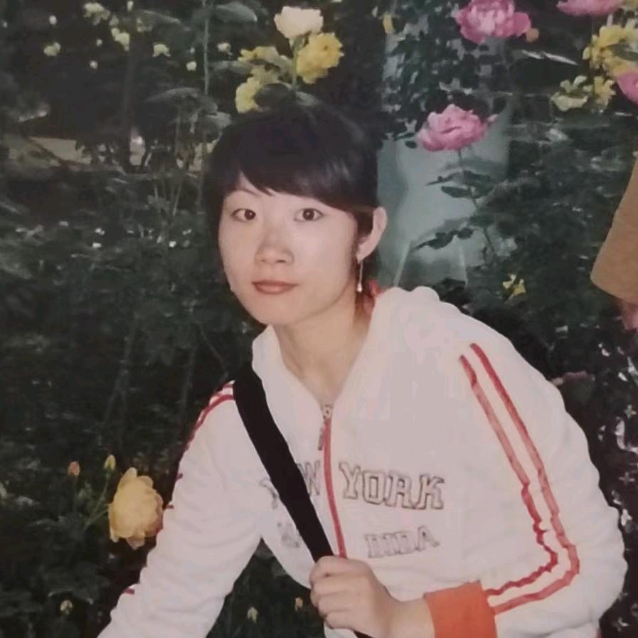 嘎嘎爱吃（晚9：30 开播）