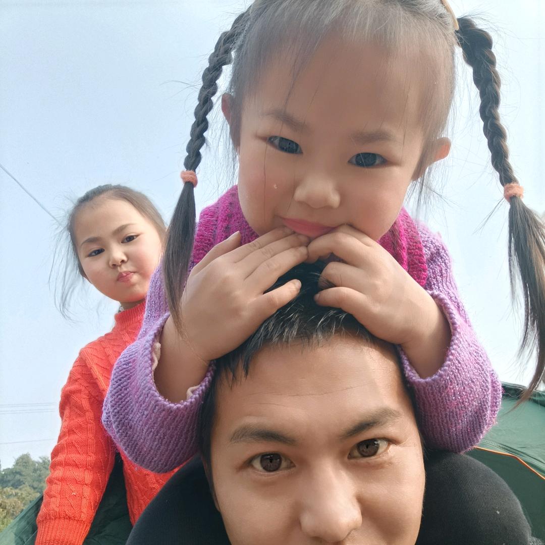 白条小哥·夜猫子炭烤店官方号