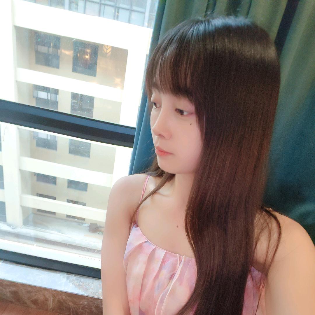 爱笑 Girl